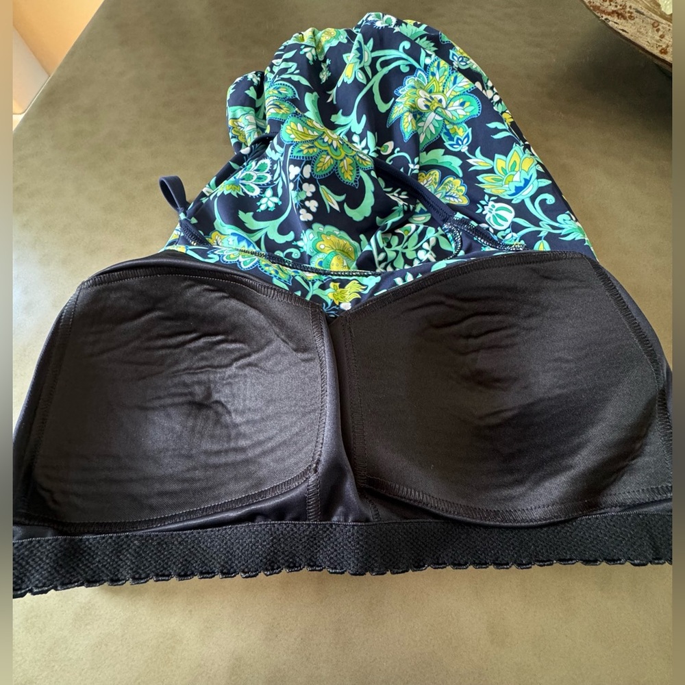 Land’s End Tankini Top, Size 12, Navy with floral print - Picture 6 of 11